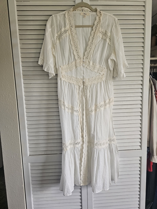 Mable Dresses & Skirts - Boho White Lace-Trim Midi Dress